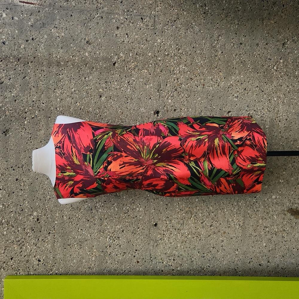 TAHARI floral dress
